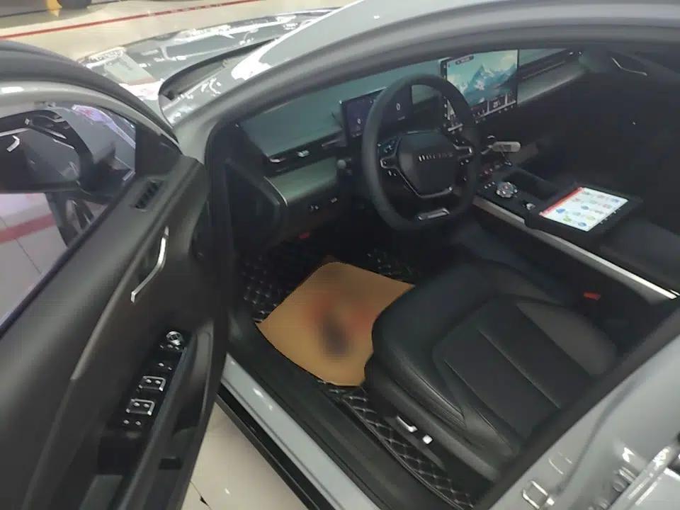 Wuling Xingguang 2024 Co-Creation Edition 510 Advanced Model — миниатюра 18
