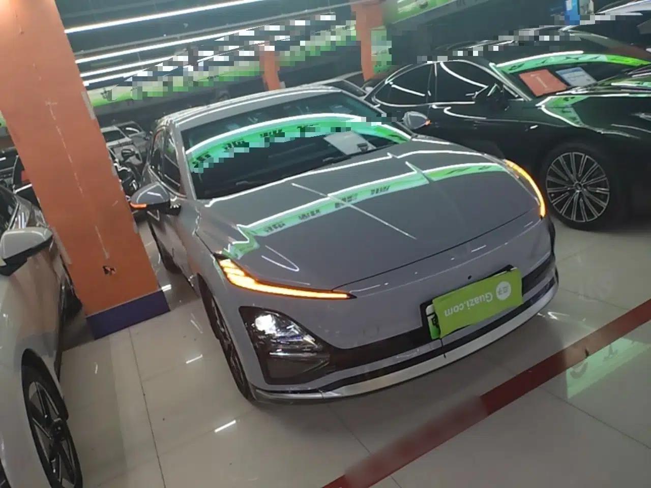 Wuling Xingguang 2024 Co-Creation Edition 510 Advanced Model — миниатюра 3