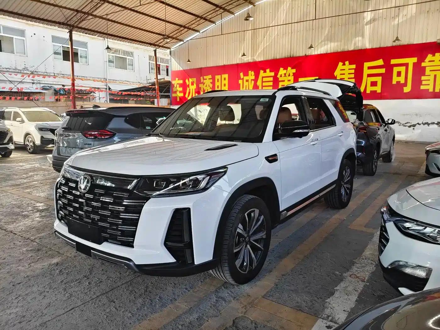 Changan CS95 2023 2.0T 2WD Luxury PLUS — миниатюра 1