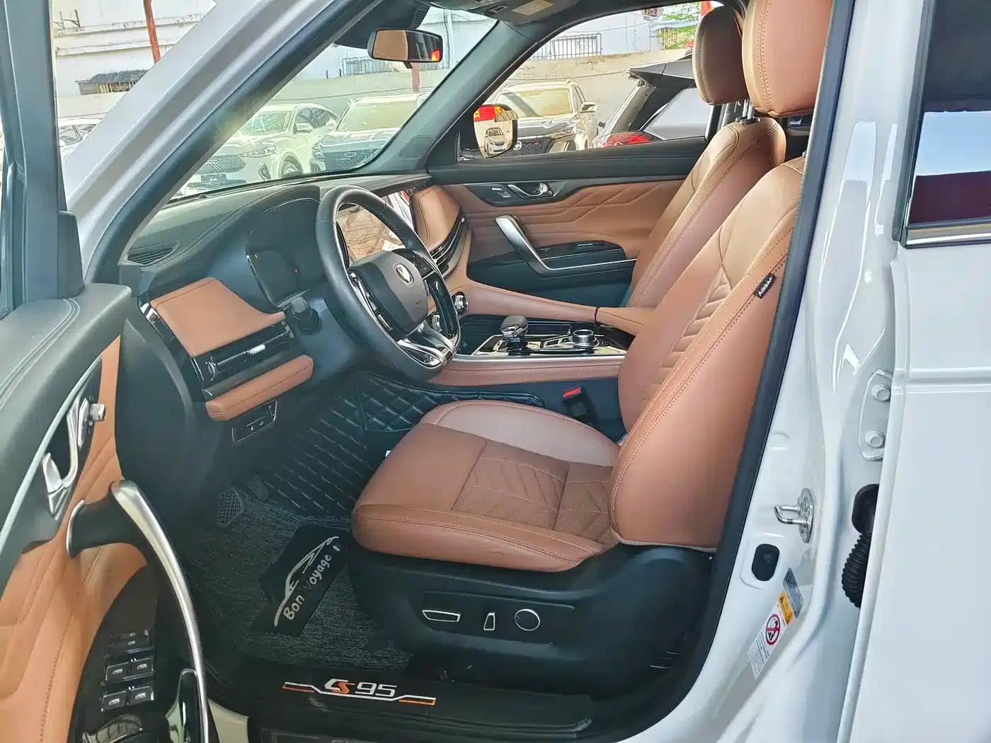 Changan CS95 2023 2.0T 2WD Luxury PLUS — миниатюра 4