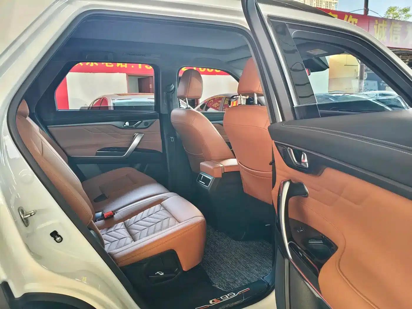 Changan CS95 2023 2.0T 2WD Luxury PLUS — миниатюра 8