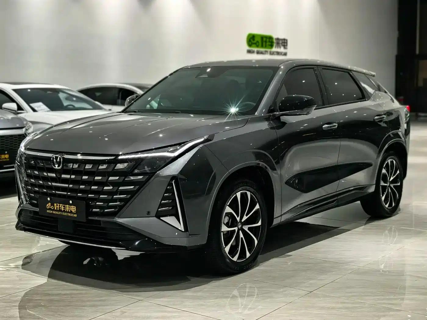Changan UNI-Z New Energy 2024 Blue Whale Smart Electric iDD 125km Superior Edition — миниатюра 1