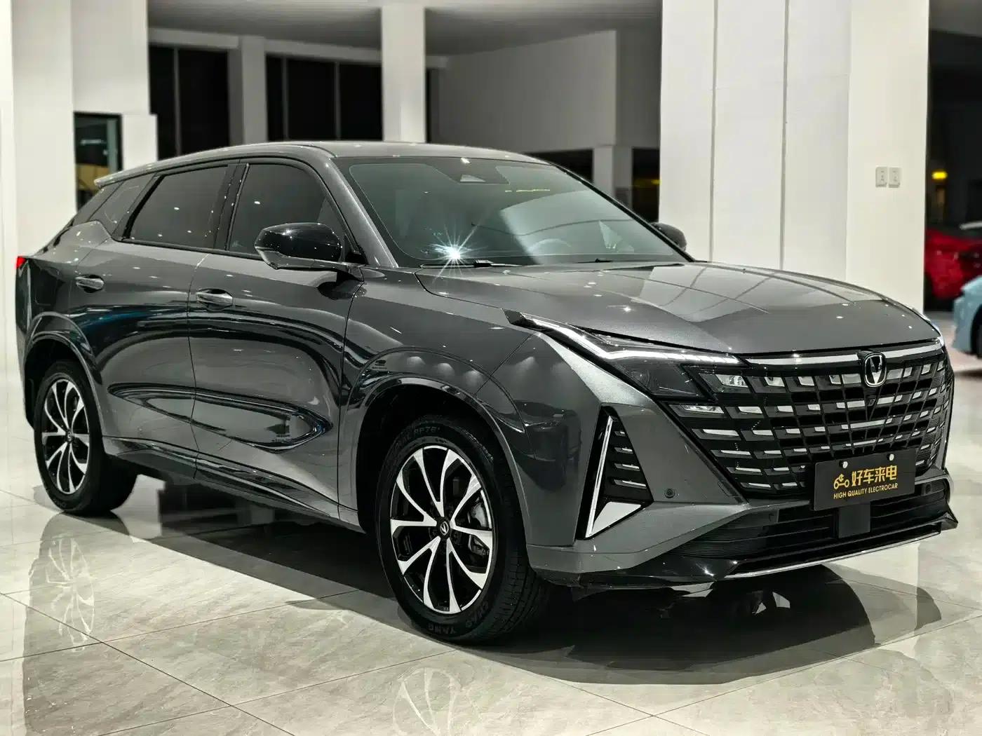 Changan UNI-Z New Energy 2024 Blue Whale Smart Electric iDD 125km Superior Edition — миниатюра 3