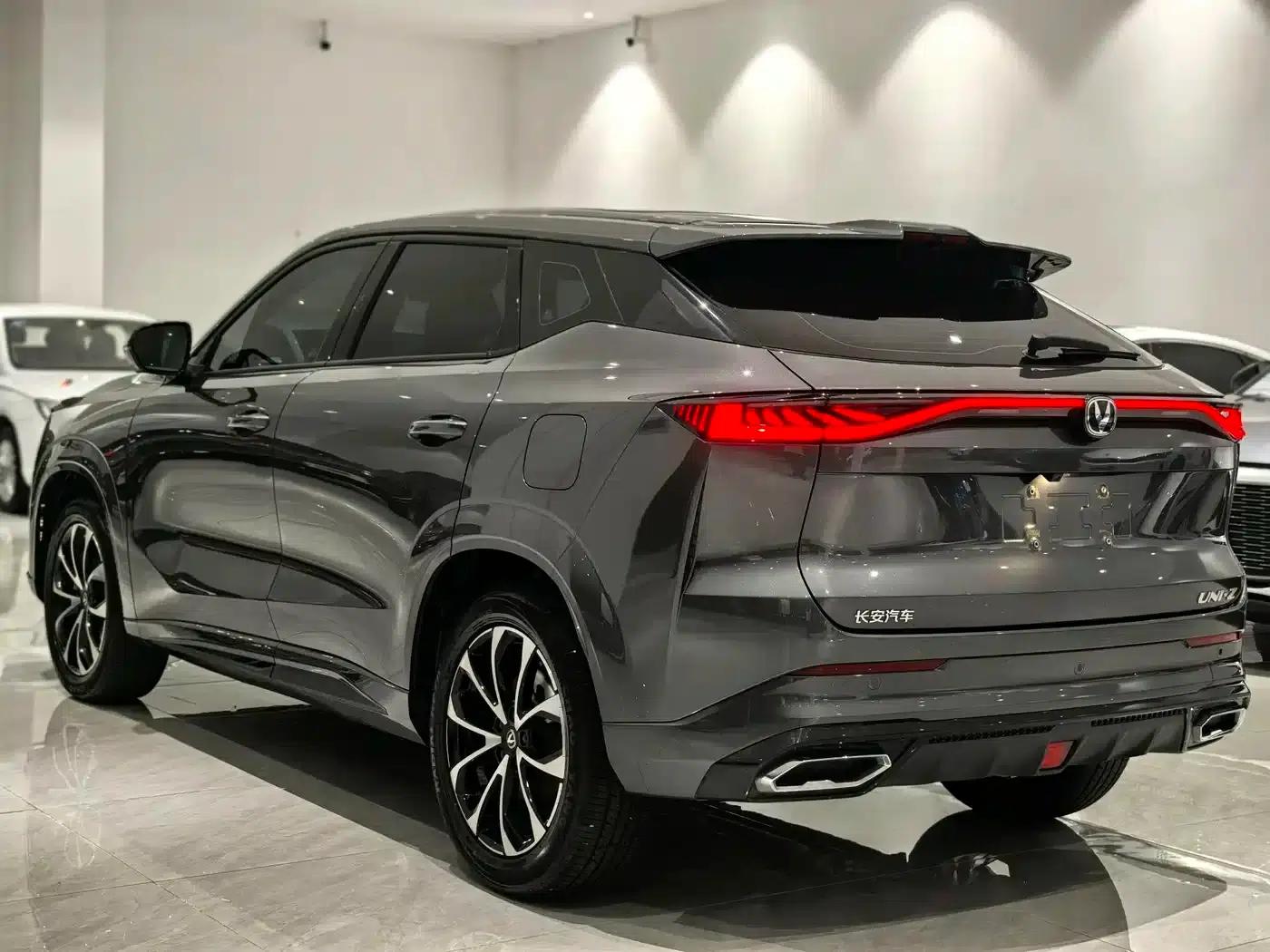 Changan UNI-Z New Energy 2024 Blue Whale Smart Electric iDD 125km Superior Edition — миниатюра 6