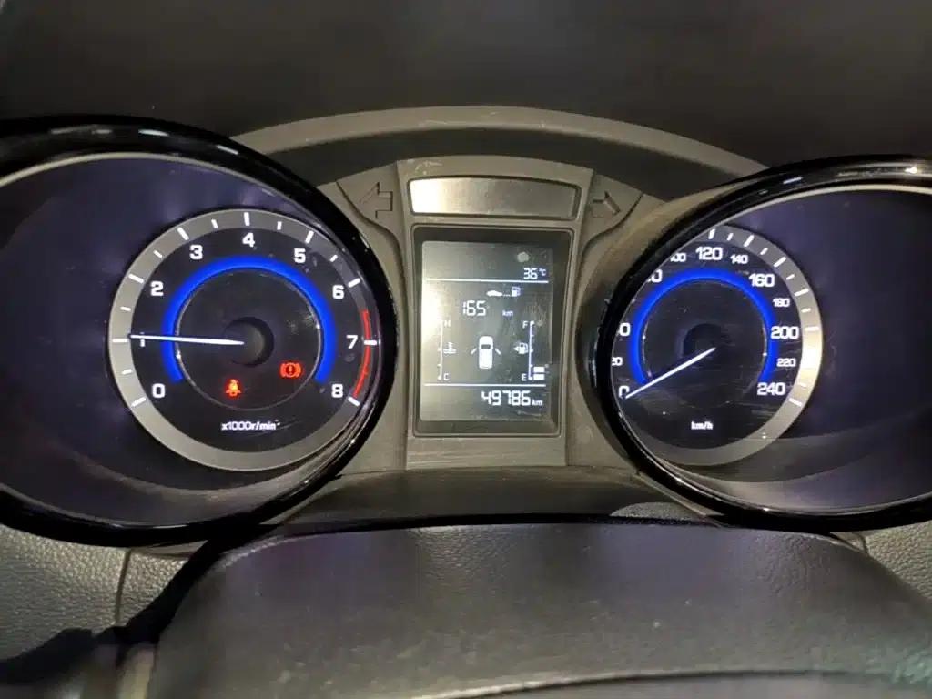 Changan CS15 2016 1.5L Manual Deluxe Edition — миниатюра 12