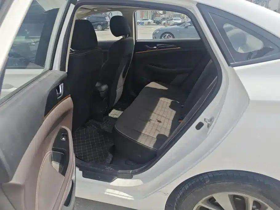 Changan Eado DT 2018 1.6L Manual Enjoyment Edition — миниатюра 11
