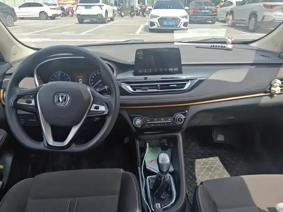 Changan Eado DT 2018 1.6L Manual Enjoyment Edition — миниатюра 12