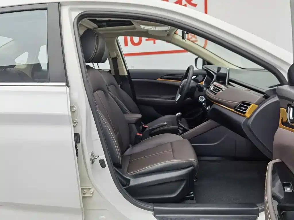 Changan Eado DT 2018 1.6L Manual Smart Edition — миниатюра 23