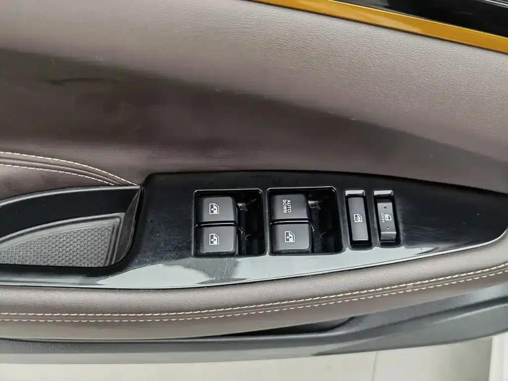 Changan Eado DT 2018 1.6L Manual Smart Edition — миниатюра 9