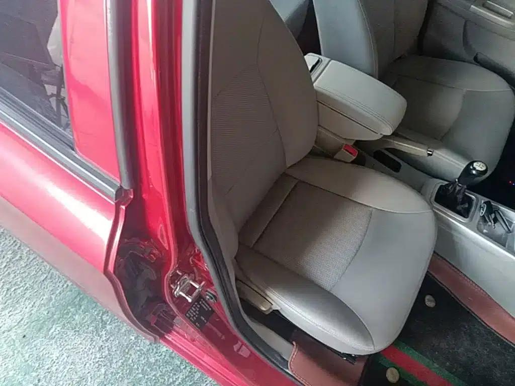 Yuexiang V3 2015 1.4L Manual Comfort Edition (National V Emission Standard) — миниатюра 20
