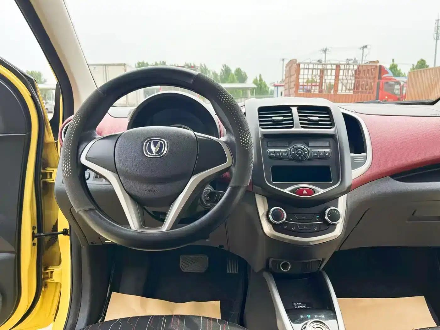 Benben 2014 1.4L IMT Luxury Edition — миниатюра 10