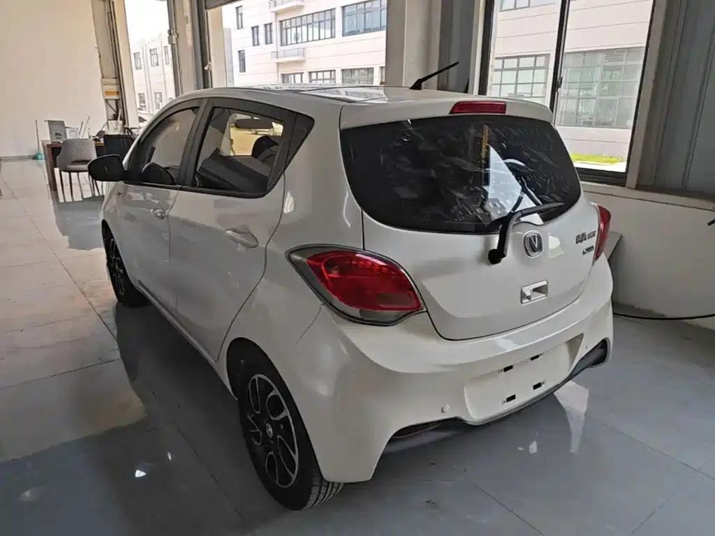 Benben 2014 1.4L IMT Premium Sunroof Model — миниатюра 5