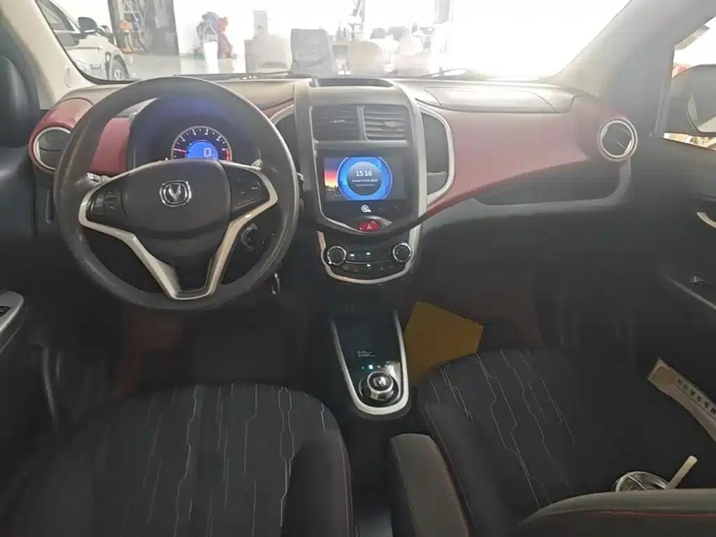 Benben 2014 1.4L IMT Premium Sunroof Model — миниатюра 10