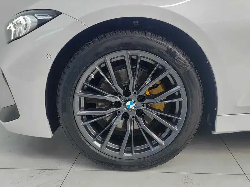 2023 BMW 3 Series 325Li M Sport Package — миниатюра 7