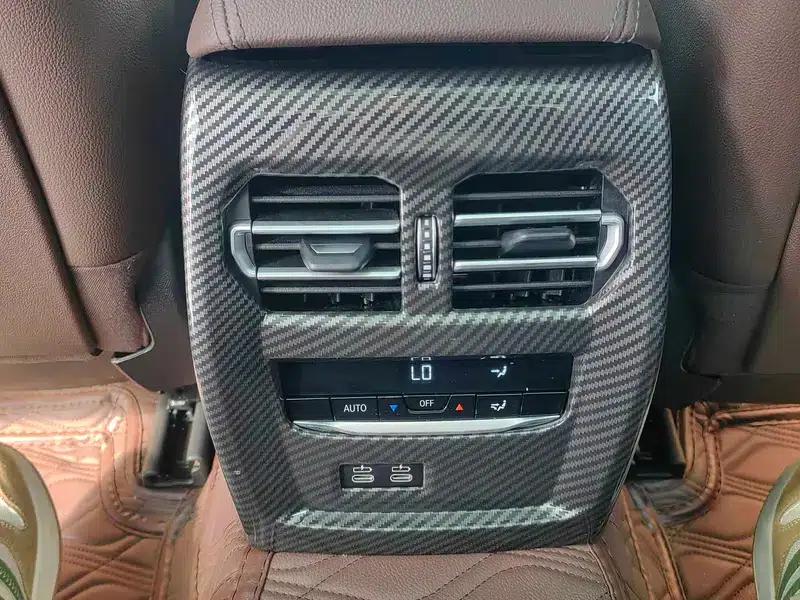2023 BMW 3 Series 325Li M Sport Package — миниатюра 9