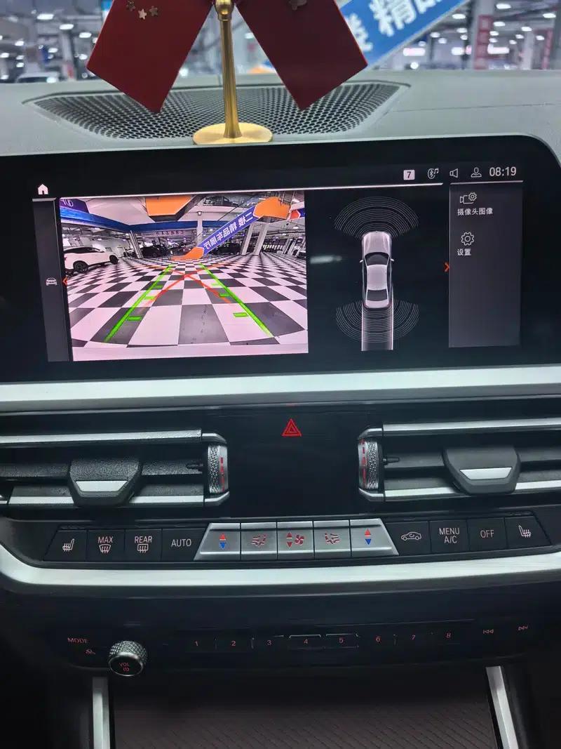 2022 BMW 3 Series Facelift 320Li M Sport Package — миниатюра 13