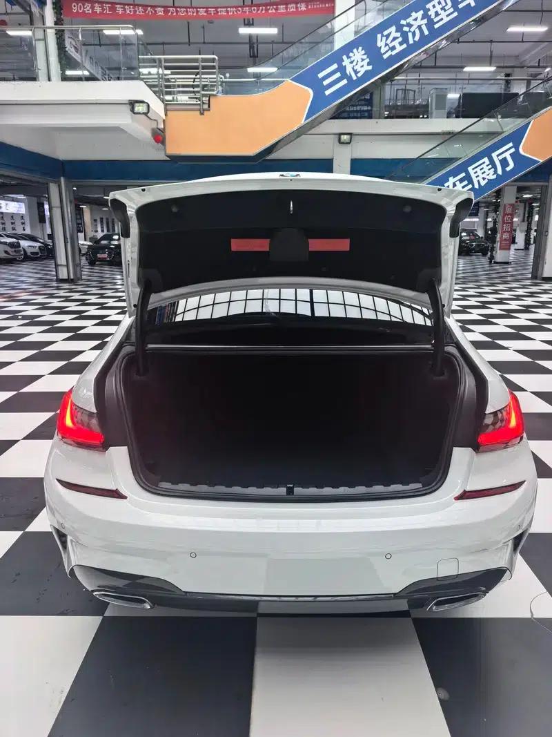 2022 BMW 3 Series Facelift 320Li M Sport Package — миниатюра 4