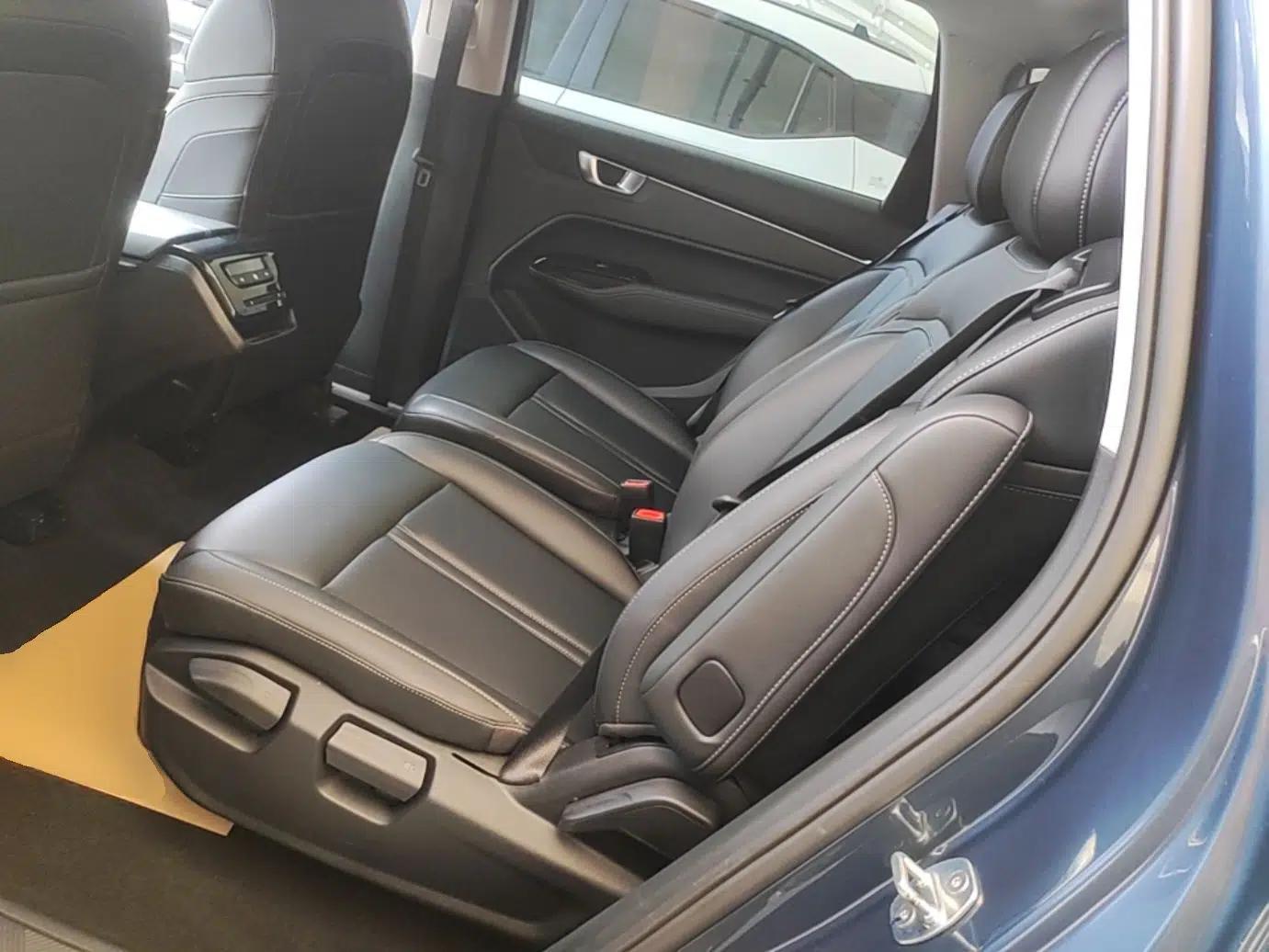 Wuling Victory 2022 Revised Version 280T 1.5T CVT Flagship Edition — миниатюра 20