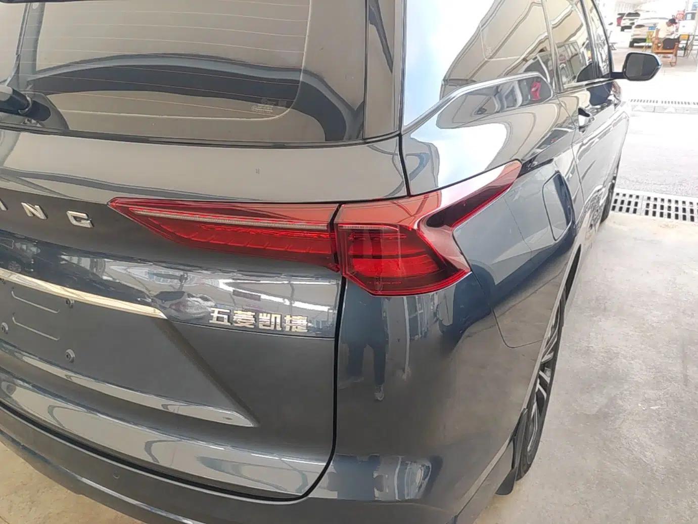 Wuling Victory 2022 Revised Version 280T 1.5T CVT Flagship Edition — миниатюра 9