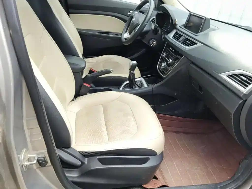 Yuexiang V7 2015 1.6L Manual Enjoyment Edition (National IV Emission Standard) — миниатюра 25