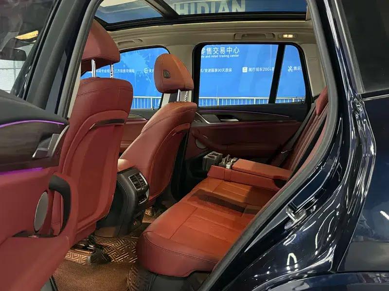 BMW X3 2022 xDrive30i Leading Edition M Sport Package — миниатюра 25