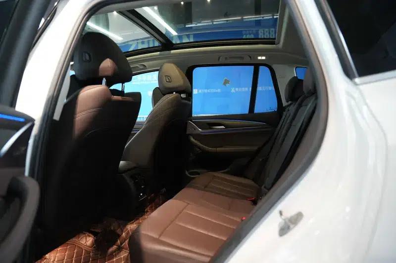 BMW X3 2021 xDrive28i M Sport Package — миниатюра 23