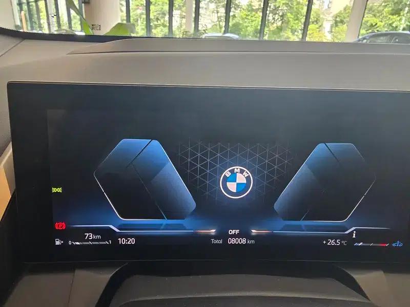 BMW X3 2025 xDrive30L Luxury M Sport Package — миниатюра 11