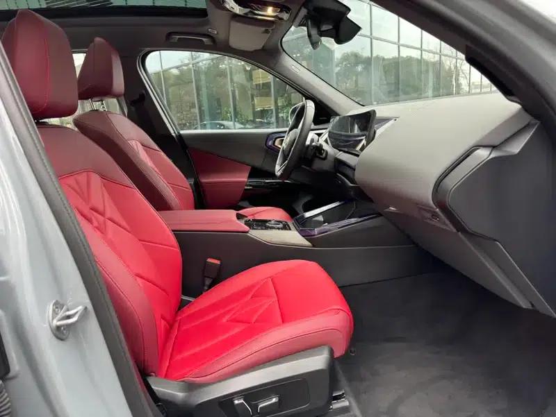 BMW X3 2025 xDrive30L Luxury M Sport Package — миниатюра 18