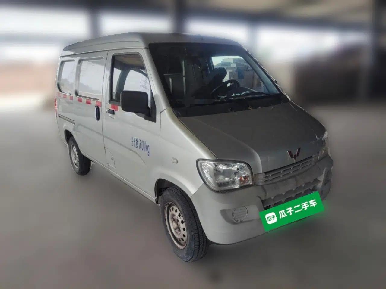 Wuling Zhiguang 2020 1.2L Van Utility Model China VI Emission Standard 2 Seats LSI — миниатюра 3