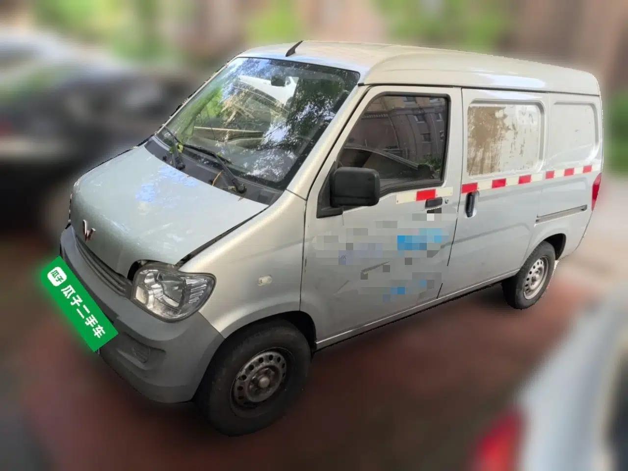 Wuling Zhiguang 2020 1.2L Van Utility Model China VI Emission Standard 2 Seats LSI — миниатюра 1