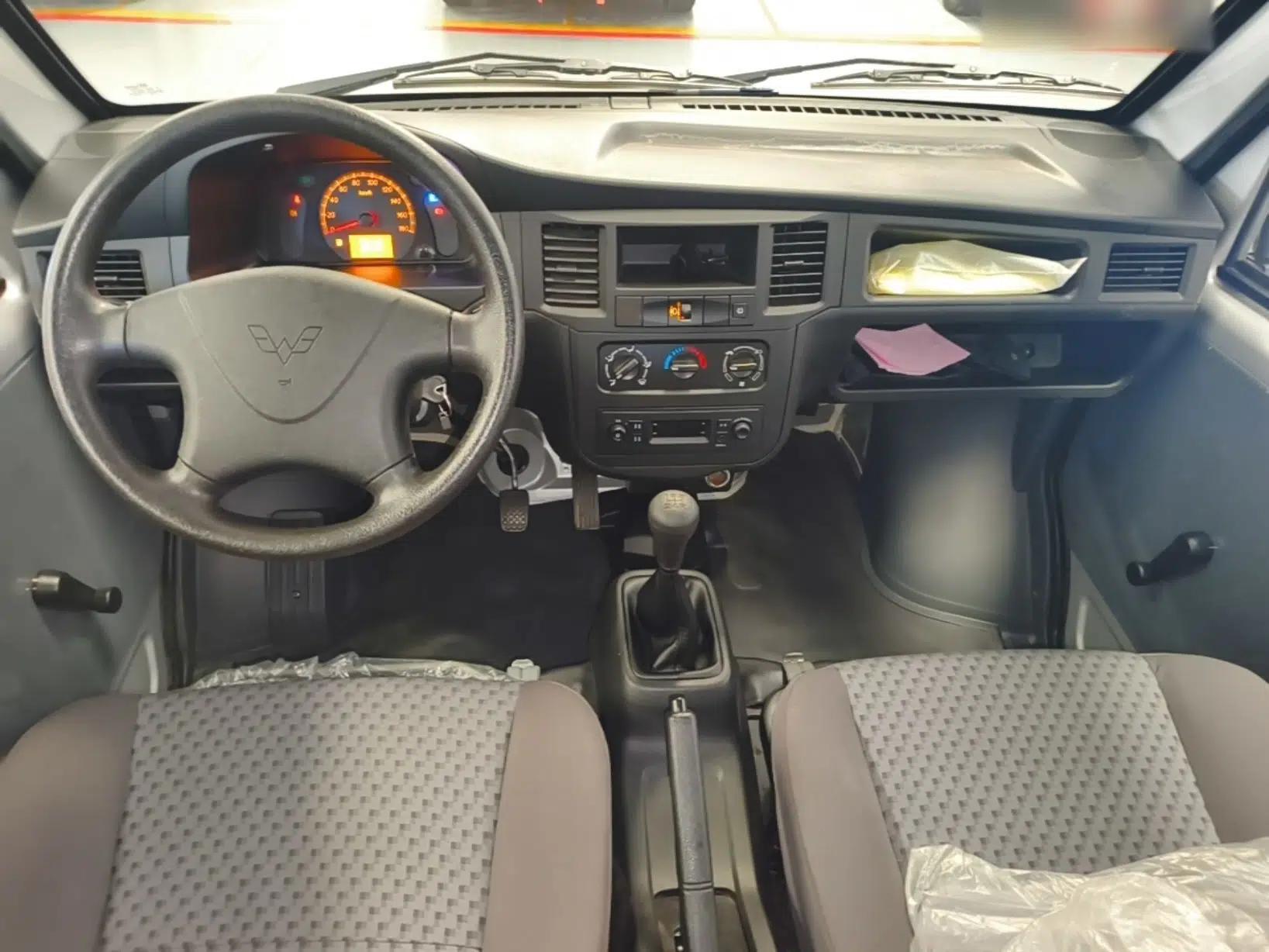 Wuling Zhiguang 2023 1.5L Practical Version 5/7 Seats — миниатюра 17
