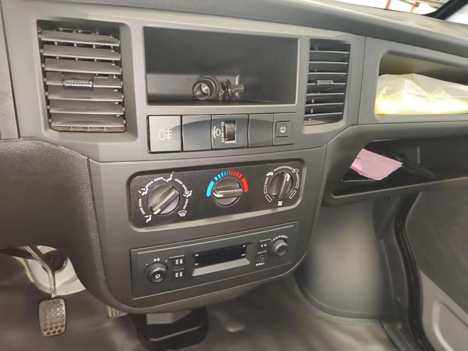 Wuling Zhiguang 2023 1.5L Practical Version 5/7 Seats — миниатюра 20