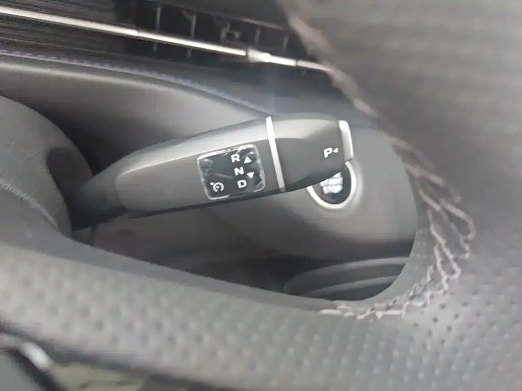 Changan Eado PHEV 2025 Smart Blue Whale 145KM High-Performance Edition — миниатюра 14