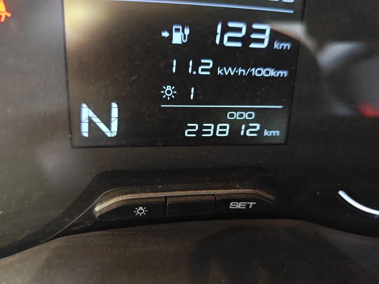 Wuling Hongguang New Energy 2024 All-Electric Model 300KM Standard Version — миниатюра 12