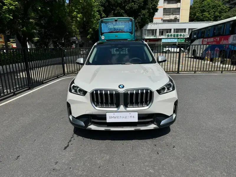2023 BMW X1 sDrive25Li X Design Package — миниатюра 2
