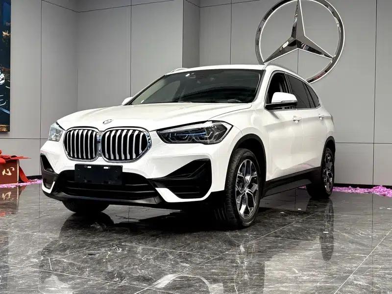 BMW X1 2020 sDrive25Li Leading Edition — миниатюра 1
