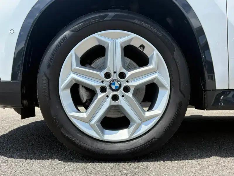 2023 BMW X1 sDrive20Li X Design Package — миниатюра 8