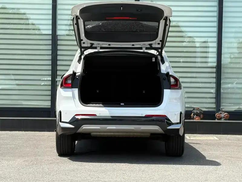 2023 BMW X1 sDrive20Li X Design Package — миниатюра 9