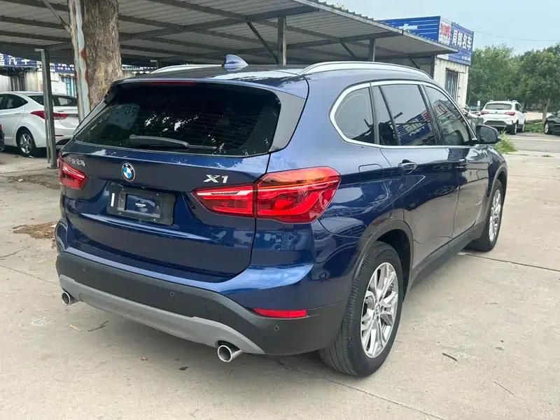BMW X1 2018 sDrive20Li Leading Edition — миниатюра 6