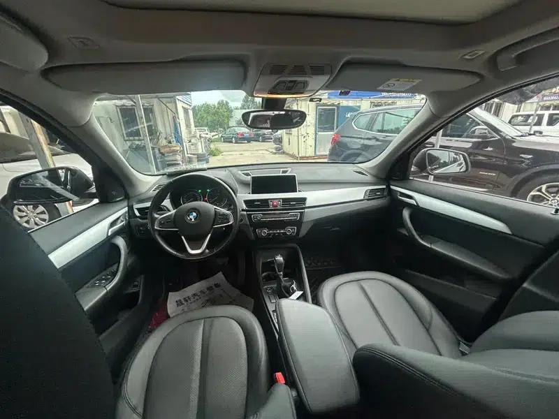 BMW X1 2018 sDrive20Li Leading Edition — миниатюра 7