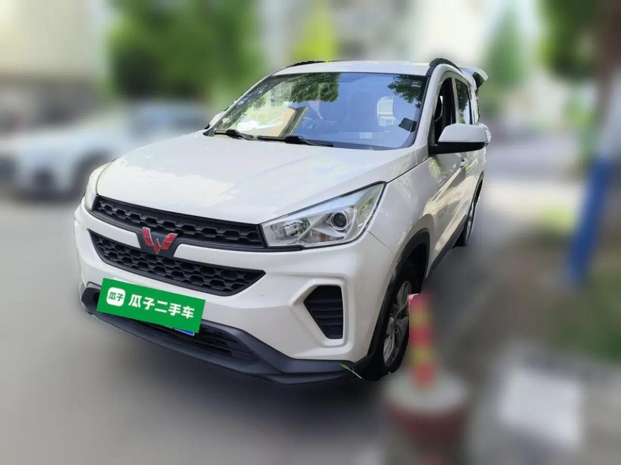 Wuling Hongguang S3 2019 1.5L Manual Standard Version China VI Standard — миниатюра 1