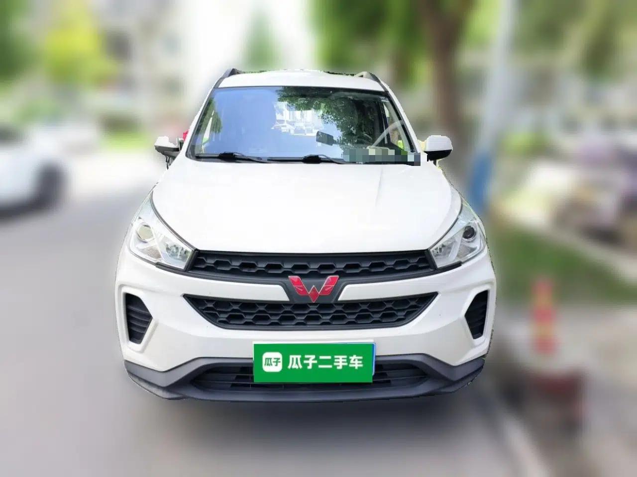 Wuling Hongguang S3 2019 1.5L Manual Standard Version China VI Standard — миниатюра 2