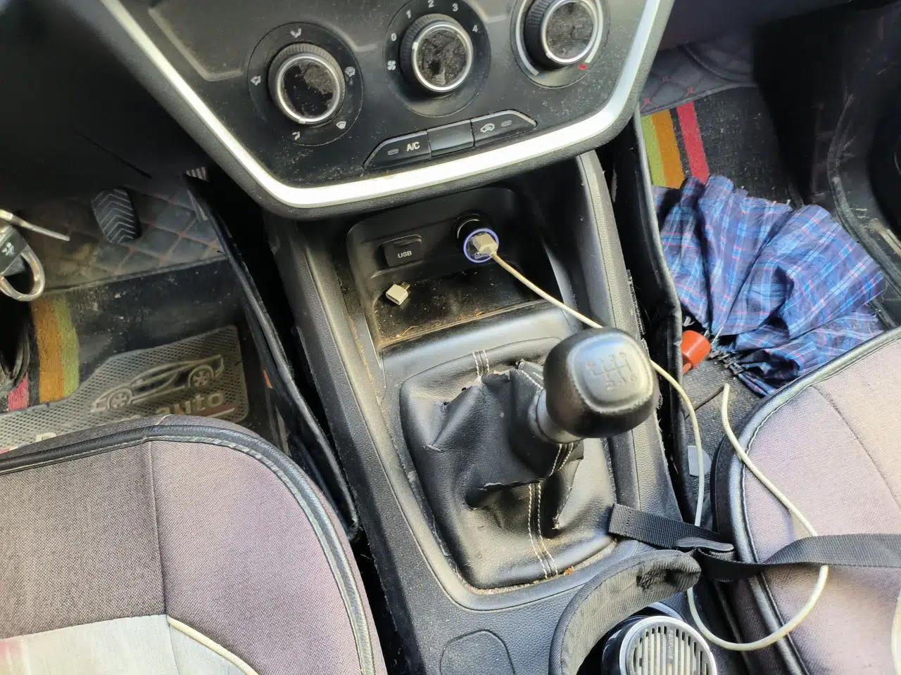 Wuling Hongguang S3 2019 1.5L Manual Standard Version China VI Standard — миниатюра 14