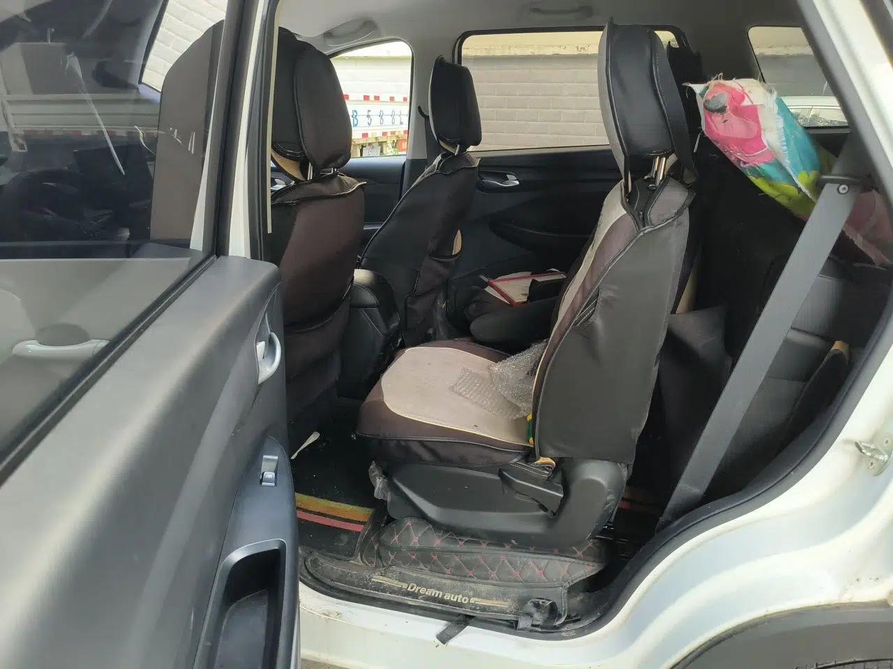 Wuling Hongguang S3 2019 1.5L Manual Standard Version China VI Standard — миниатюра 17