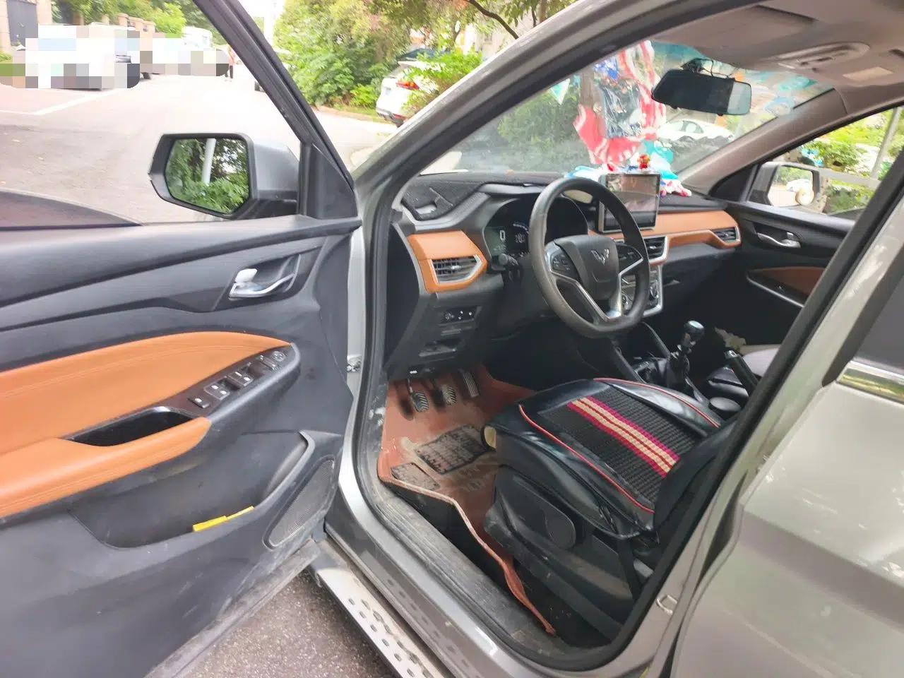 Wuling Hongguang S3 2018 1.5L Manual Luxury Model China V Standard — миниатюра 16