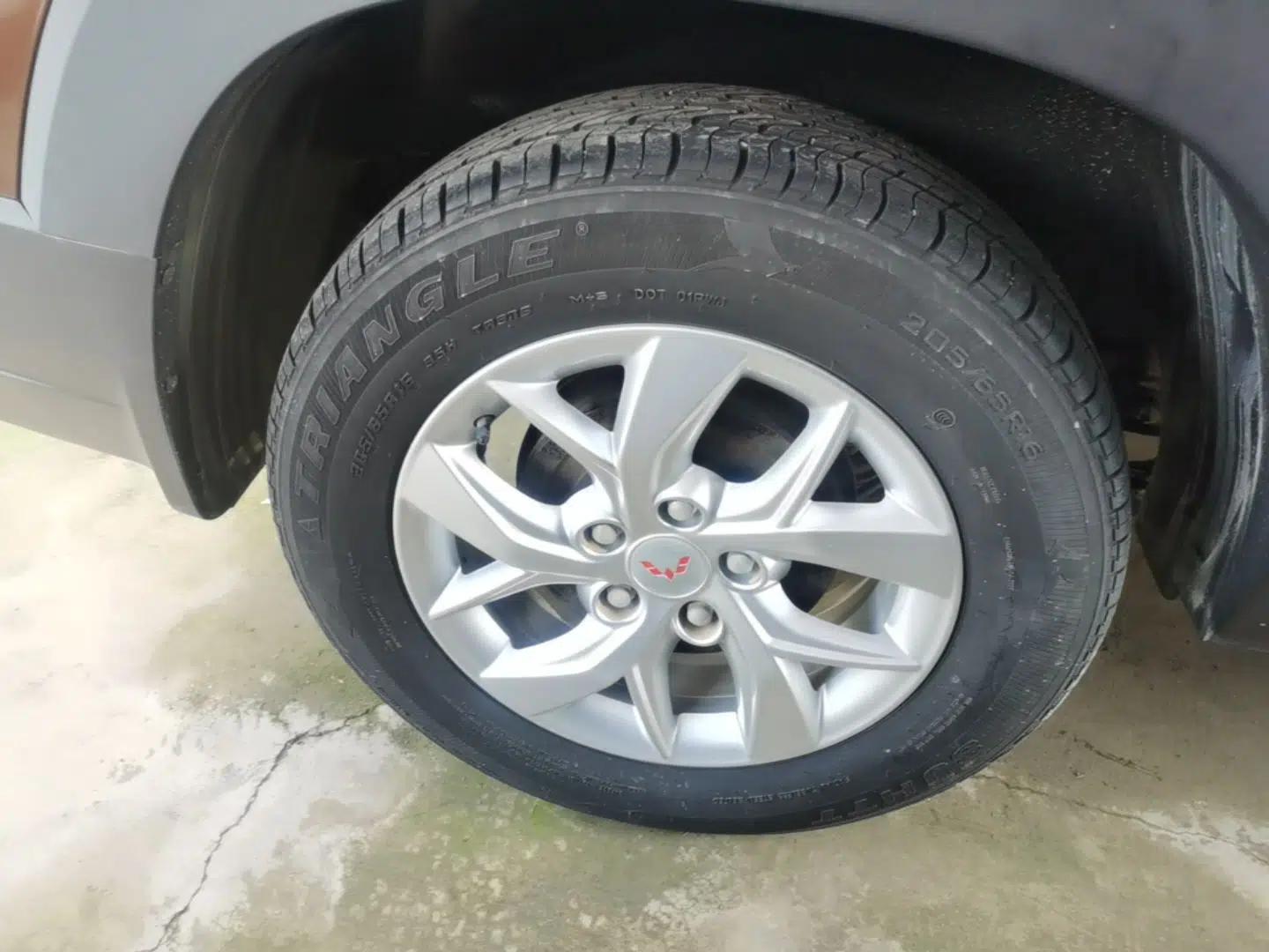 Wuling Hongguang S3 2019 1.5L Manual Comfort Model China VI Standard — миниатюра 11