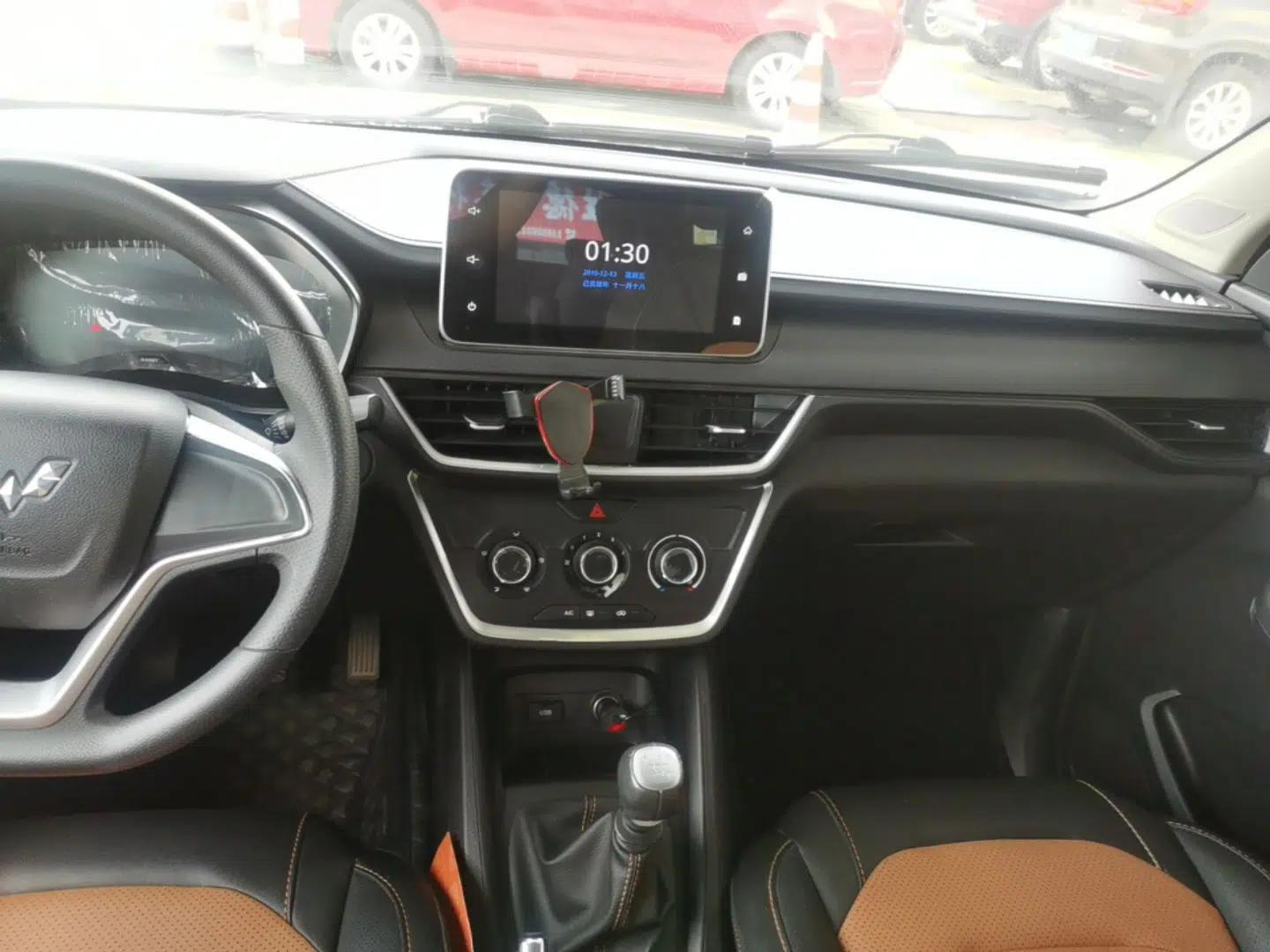 Wuling Hongguang S3 2019 1.5L Manual Comfort Model China VI Standard — миниатюра 15
