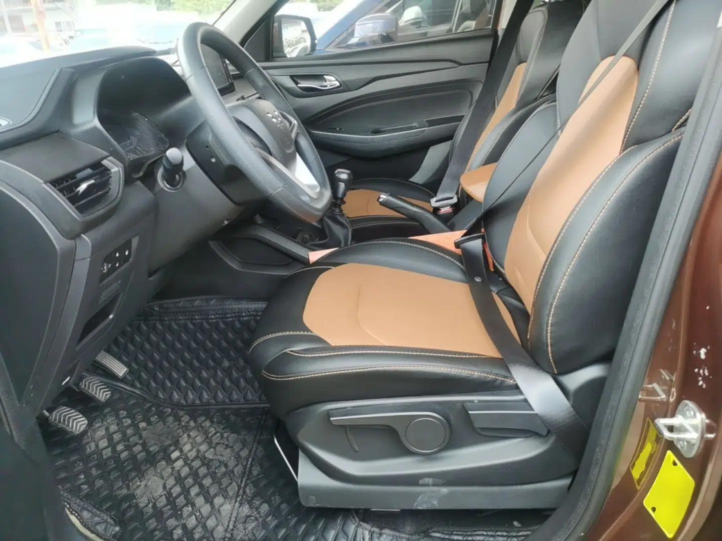 Wuling Hongguang S3 2019 1.5L Manual Comfort Model China VI Standard — миниатюра 17