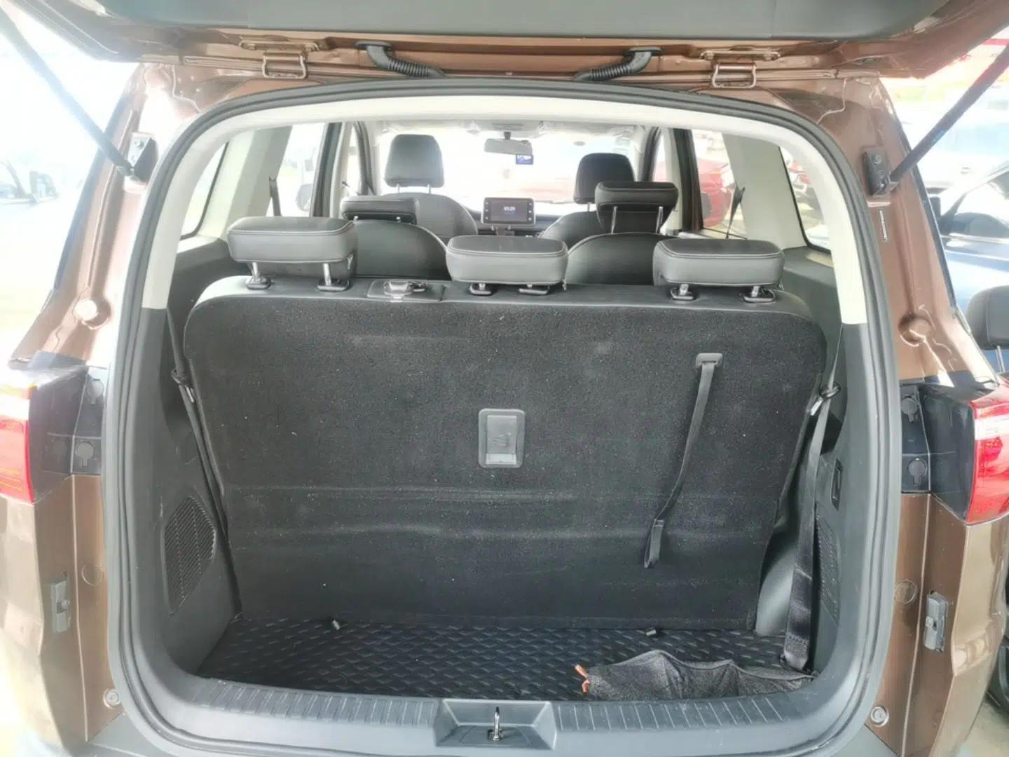 Wuling Hongguang S3 2019 1.5L Manual Comfort Model China VI Standard — миниатюра 22