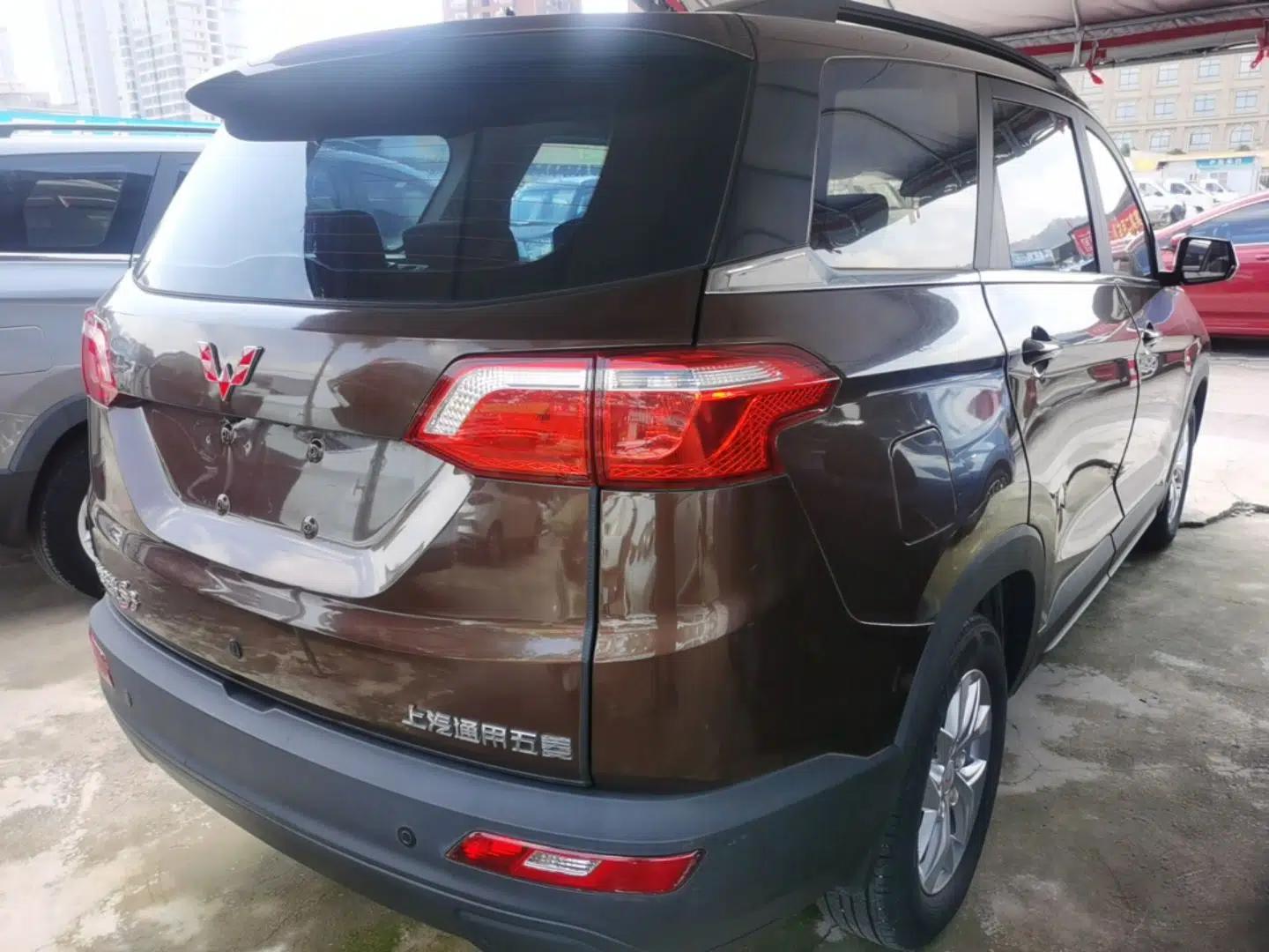 Wuling Hongguang S3 2019 1.5L Manual Comfort Model China VI Standard — миниатюра 6